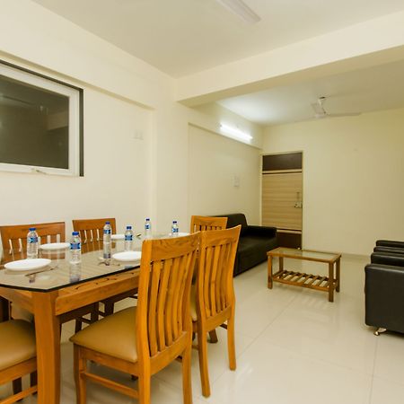 מומביי Oyo 11441 Hotel Blue Bells Residency מראה חיצוני תמונה