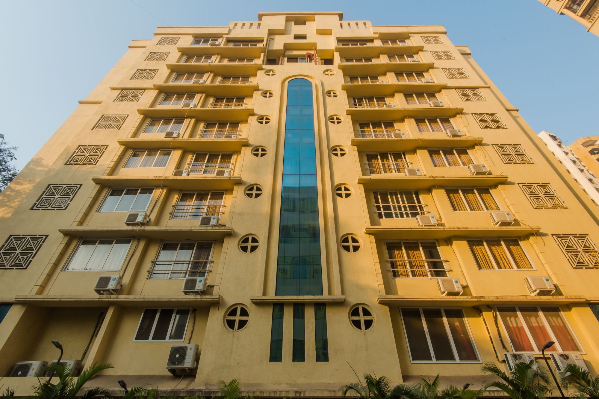 מומביי Oyo 11441 Hotel Blue Bells Residency מראה חיצוני תמונה