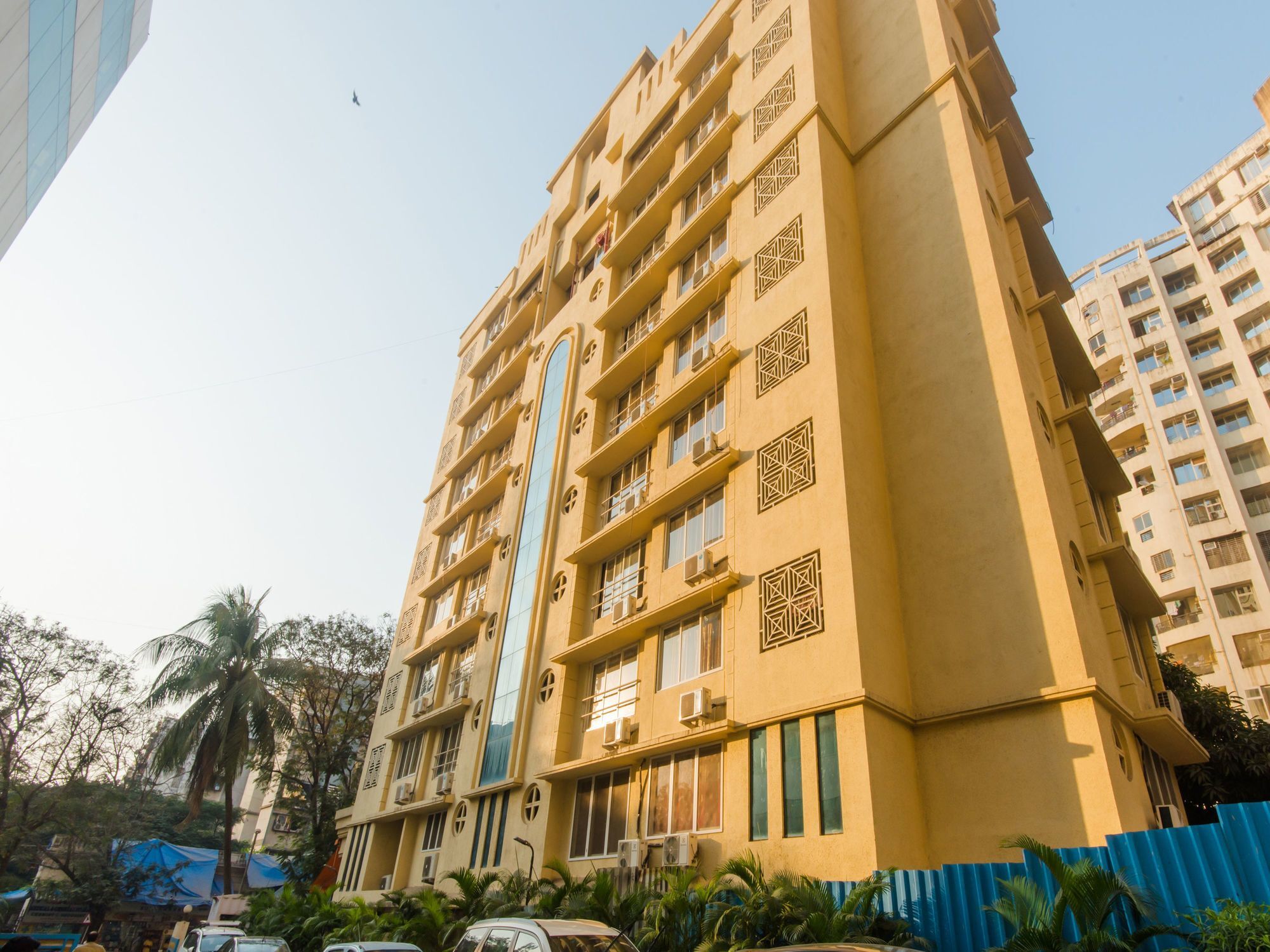 מומביי Oyo 11441 Hotel Blue Bells Residency מראה חיצוני תמונה